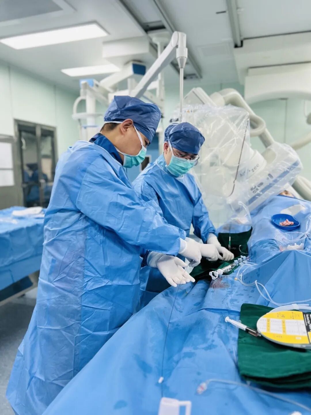 24小时生命守护，明慈胸痛中心高效救治急性心梗患者！专家提醒：冬季为心梗高发季，识别预警信号、掌握正确急救至关重要